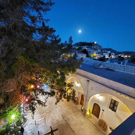 Armesos Cave Hotel Ürgüp Bagian luar foto