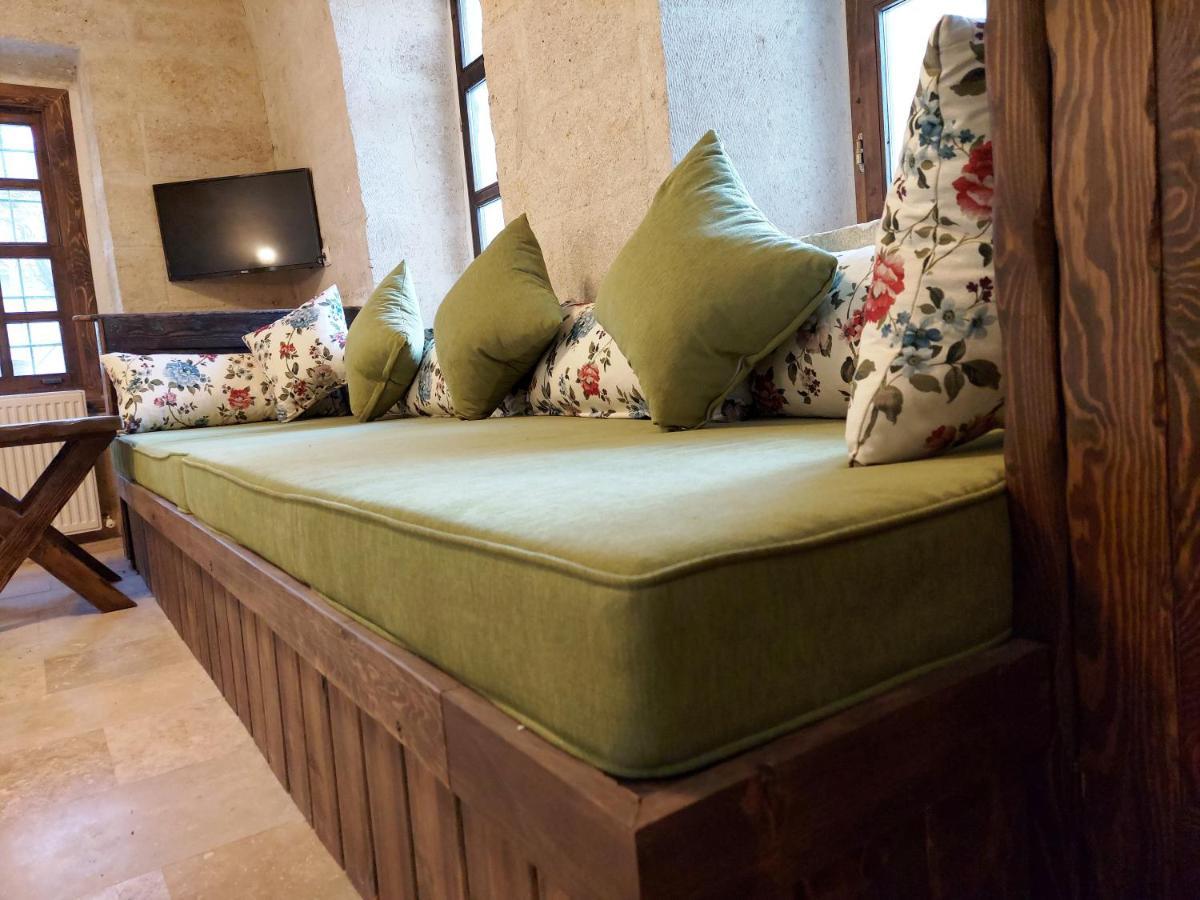 Armesos Cave Hotel Ürgüp Bagian luar foto