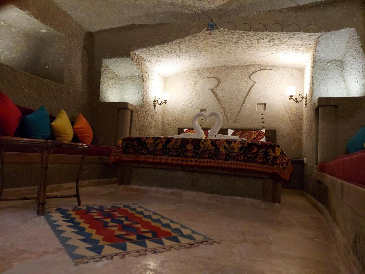 Armesos Cave Hotel Ürgüp Bagian luar foto